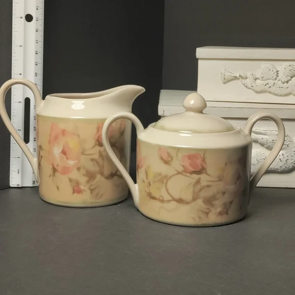 222 FIFTH CREAM & SUGAR⭐ - Picture 6 of 10